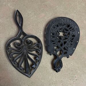 Vintage Black Cast Iron Trivets- Set of 2
